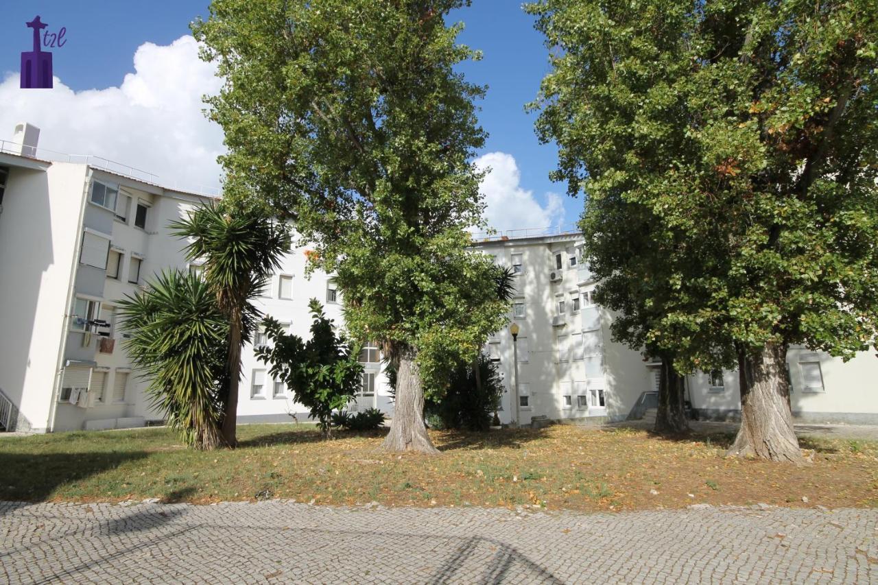 Lisbon South Apartment מראה חיצוני תמונה