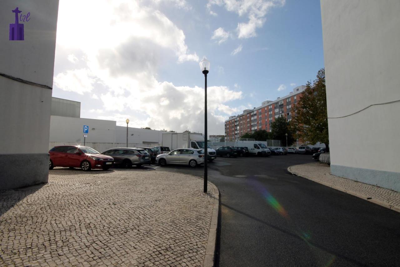 Lisbon South Apartment מראה חיצוני תמונה